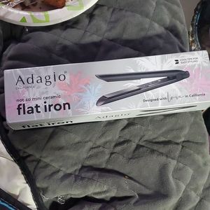 adiago not so mini ceramic flat iron in black